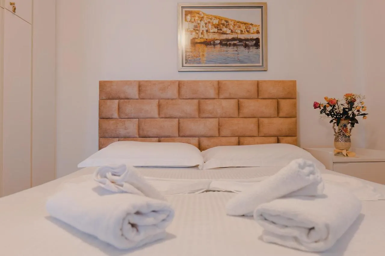 Apartament Vila Jon'A Saranda Albania