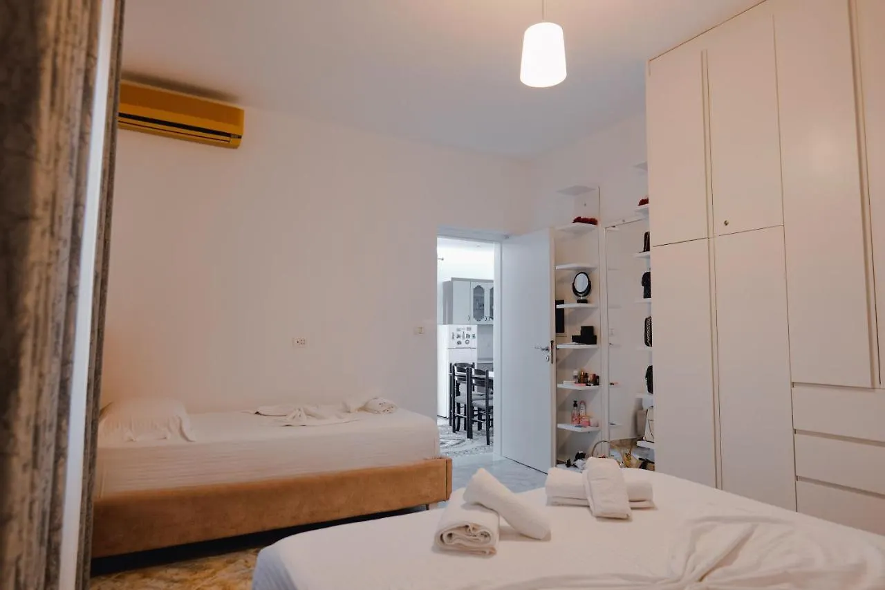 Vila Jon'A Saranda