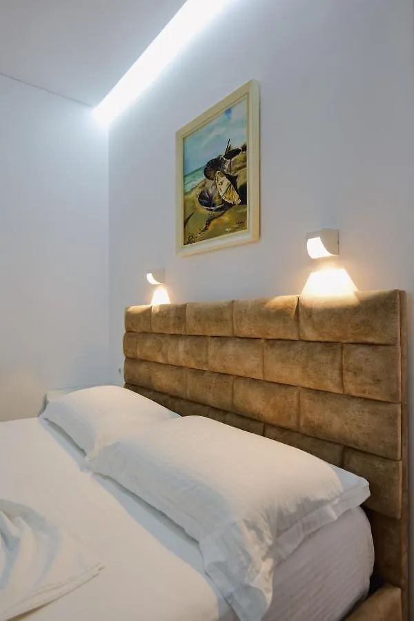 Vila Jon'A Saranda Albania