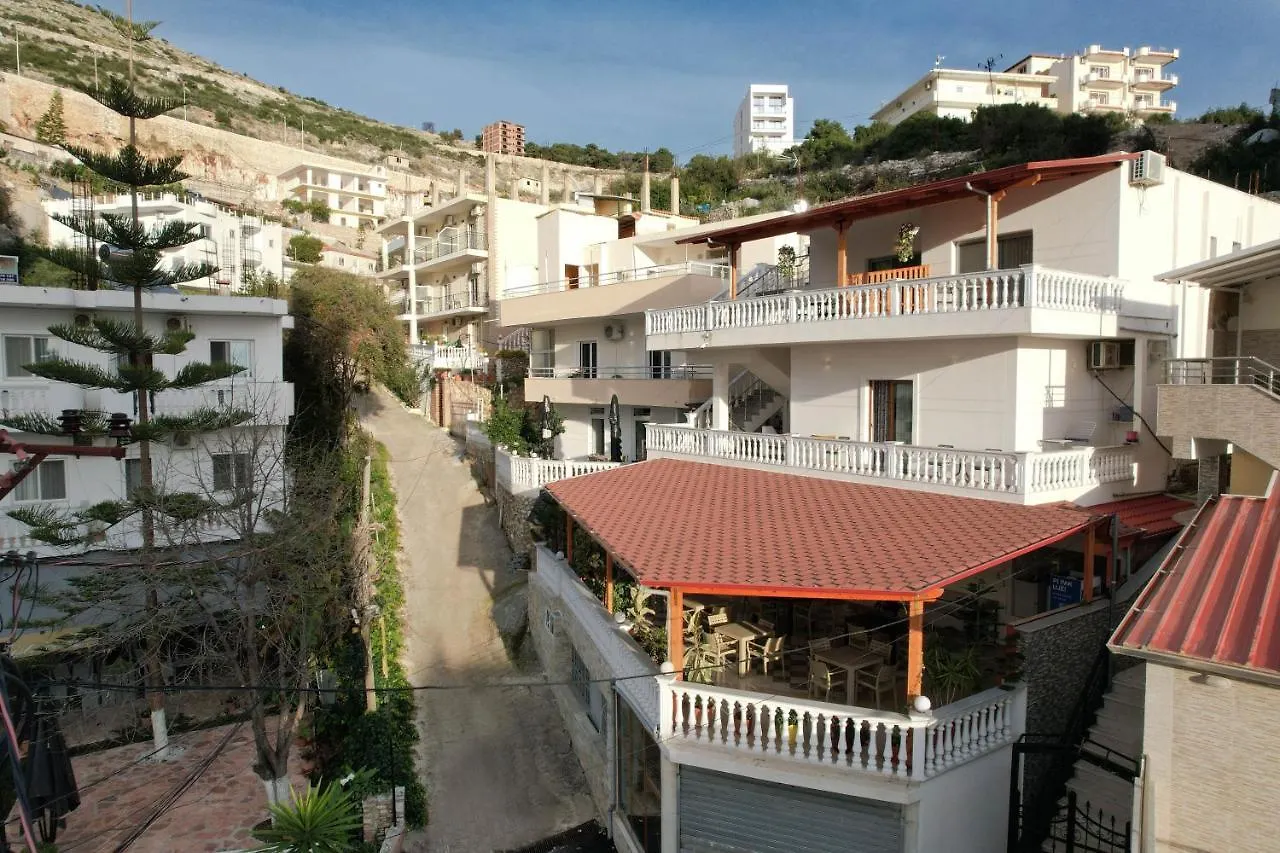 Vila Jon'A Saranda Apartament
