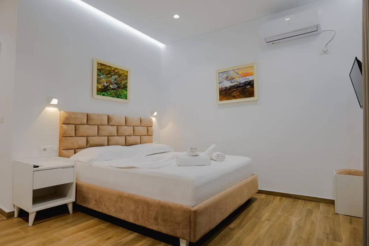 Vila Jona Sarandë