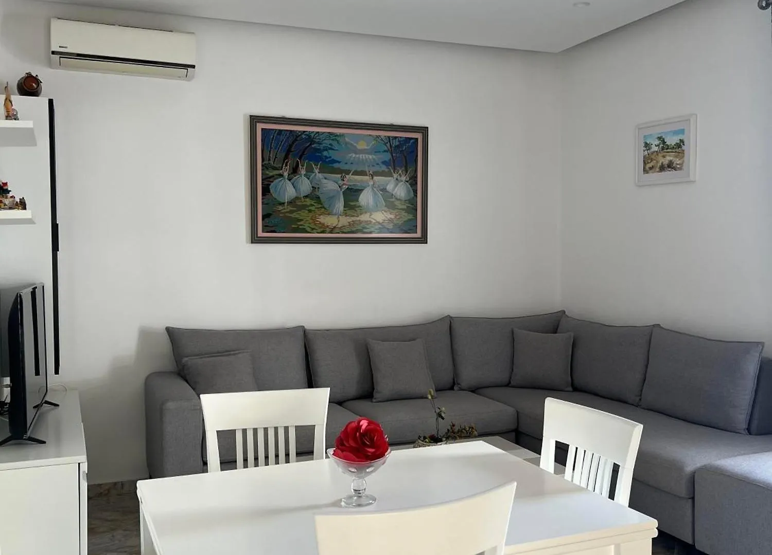 Vila Jona Sarandë