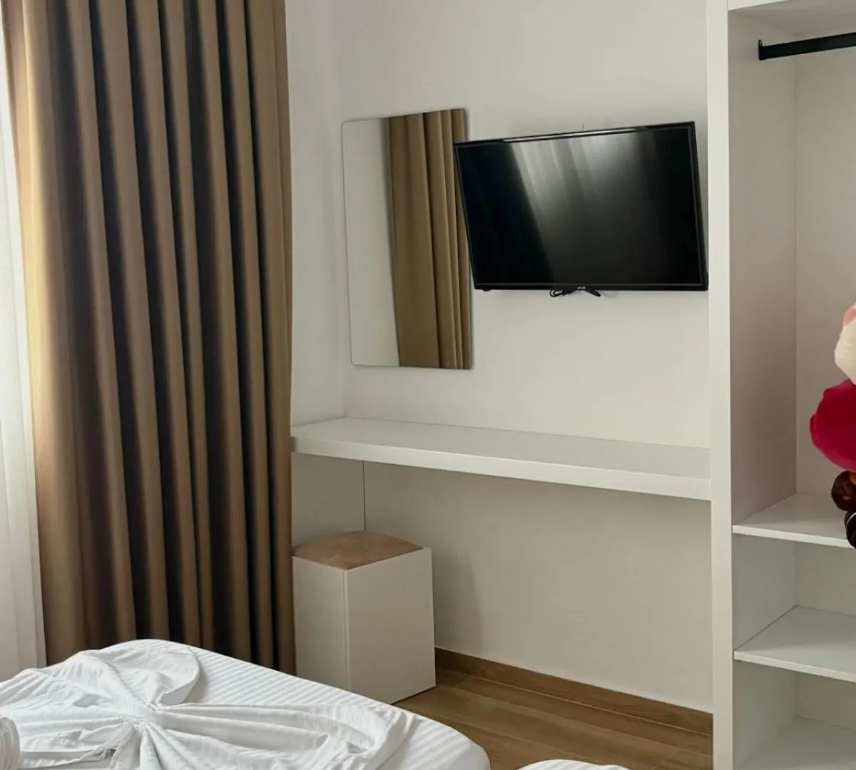 Vila Jona Sarandë 0*,